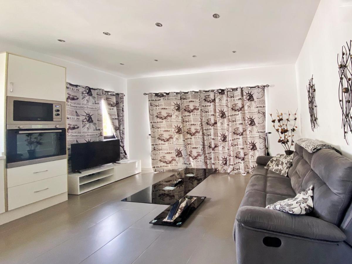 1 Bed Los Cristianos Near The Bus Station Arona  Bagian luar foto