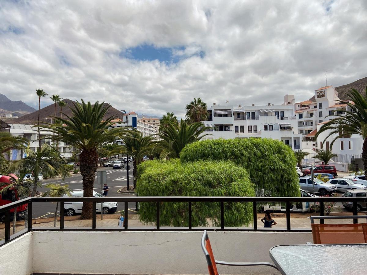 1 Bed Los Cristianos Near The Bus Station Arona  Bagian luar foto