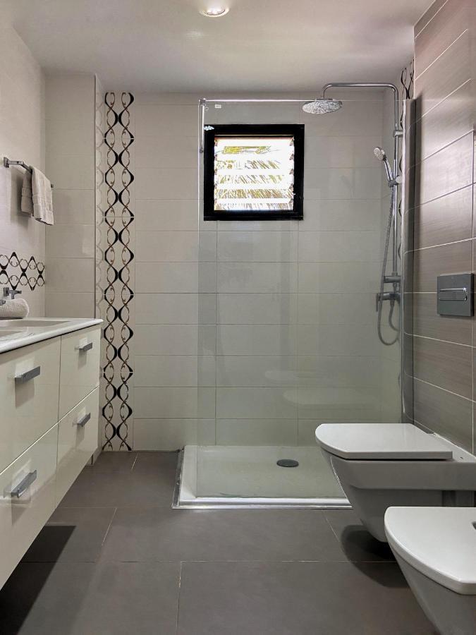 1 Bed Los Cristianos Near The Bus Station Arona  Bagian luar foto