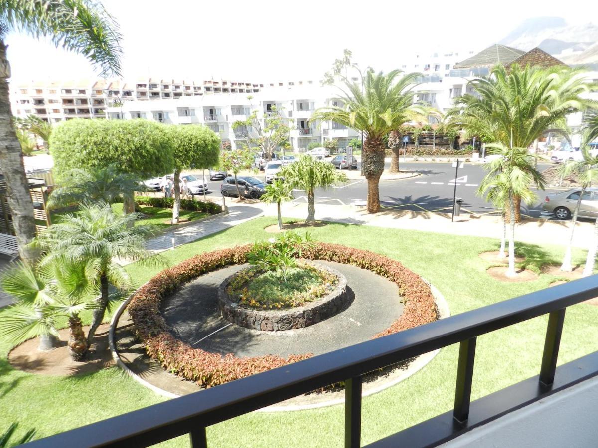 1 Bed Los Cristianos Near The Bus Station Arona  Bagian luar foto