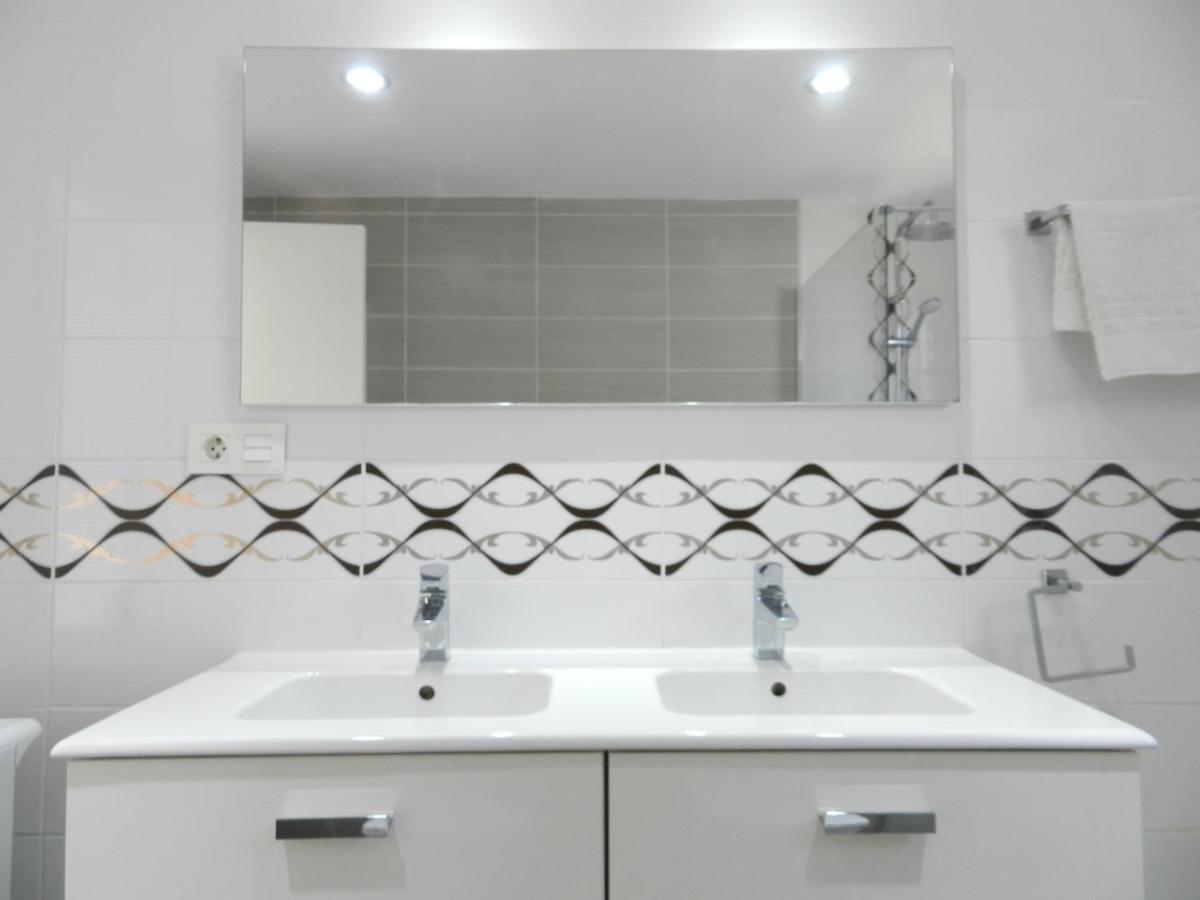 1 Bed Los Cristianos Near The Bus Station Arona  Bagian luar foto